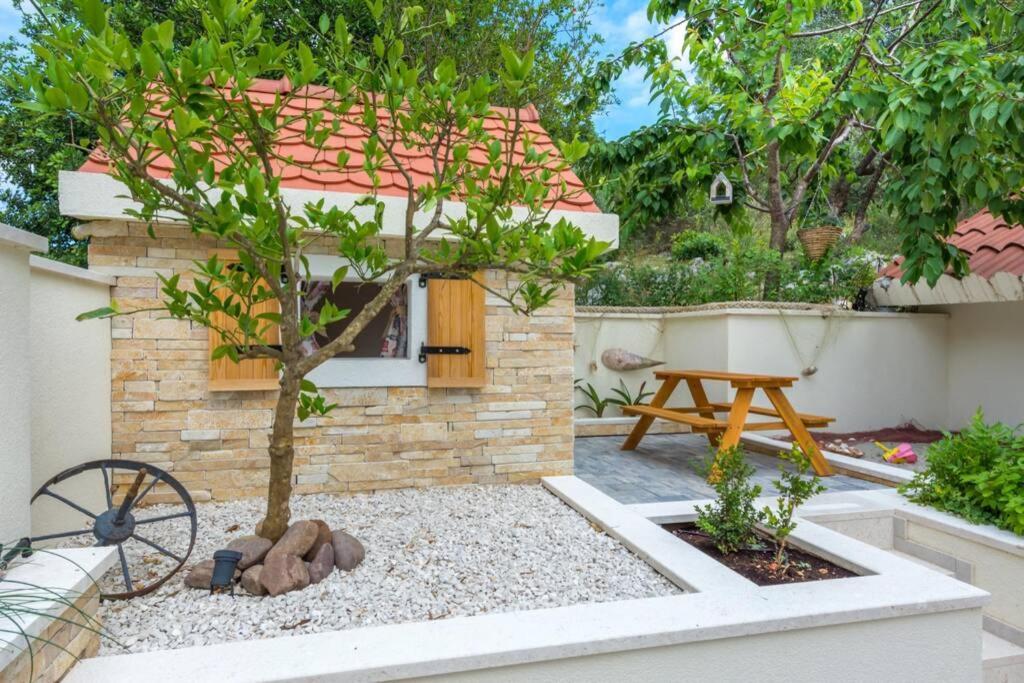 Villa Lipovac Trogir Eksteriør bilde