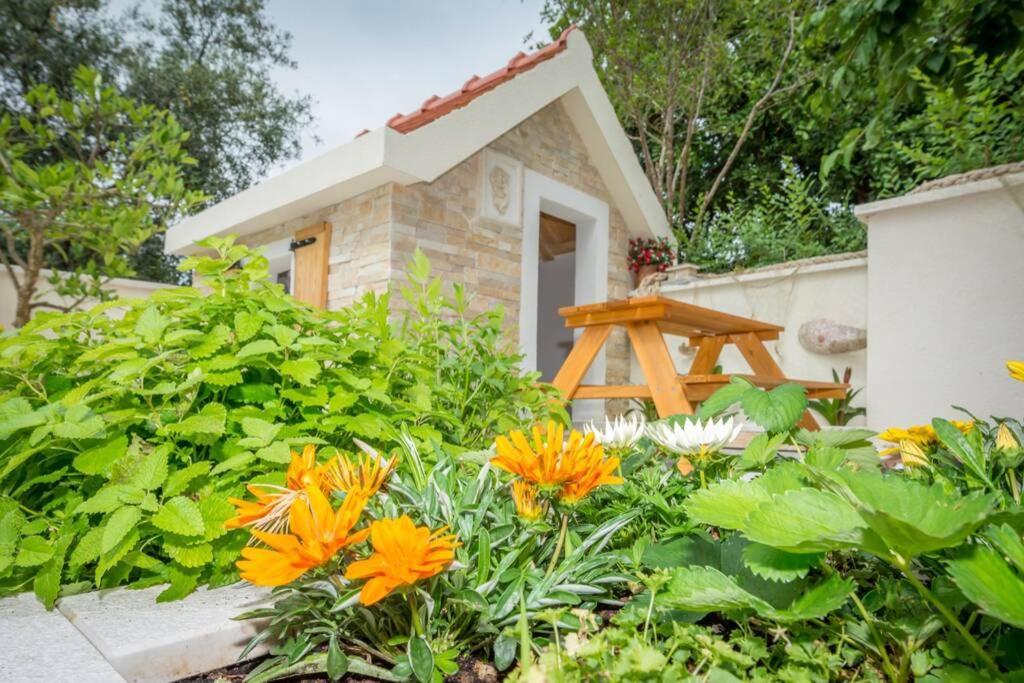 Villa Lipovac Trogir Eksteriør bilde